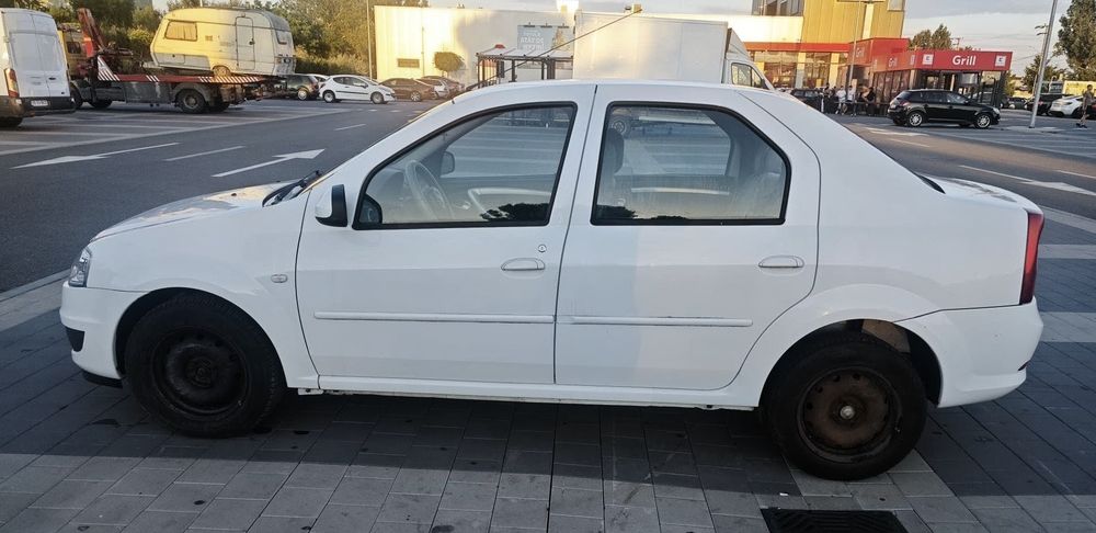 DACIA Logan 2011 — imagine 3