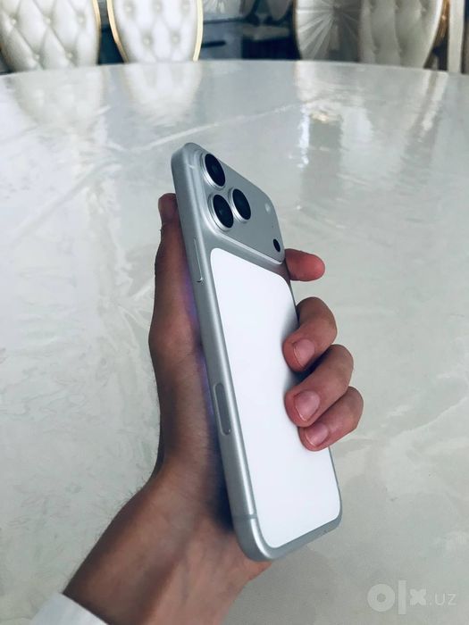 Iphone 17 pro max srochna sotiladi