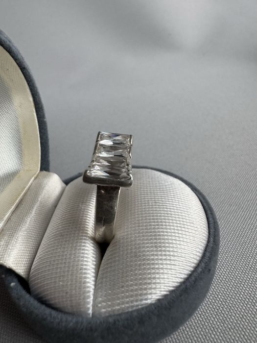 Inel din argint si cubic zirconia