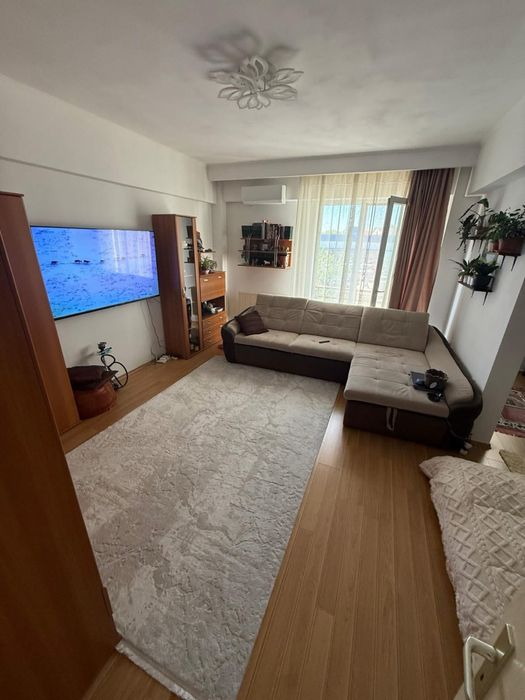 Ofer spre vanzare Apartament cu o Camera / Studio in zona Centrala Etaj 1