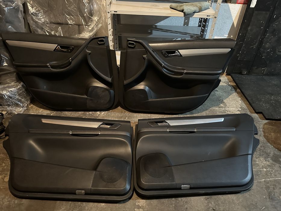 Кори врати Mercedes R class W251