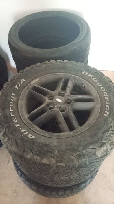 Продаются шины грязевые