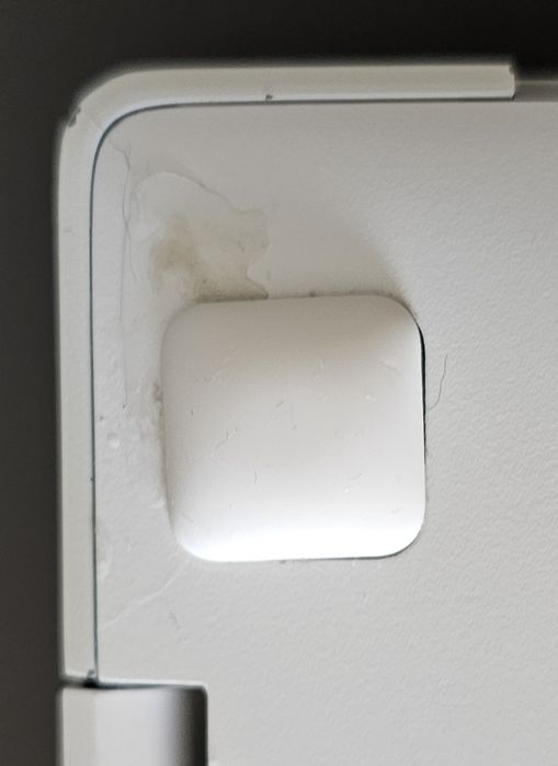 Galaxy book pro 13.3, i5 11th, 8gb, 512gb, 860gram