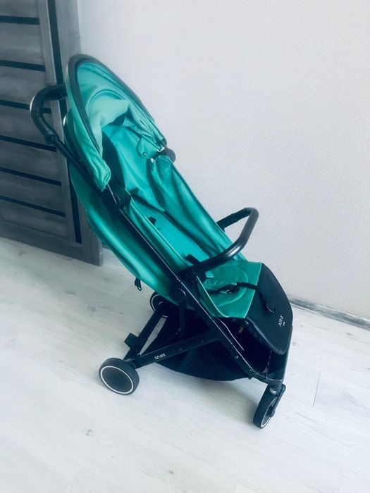 Продам детскую коляску