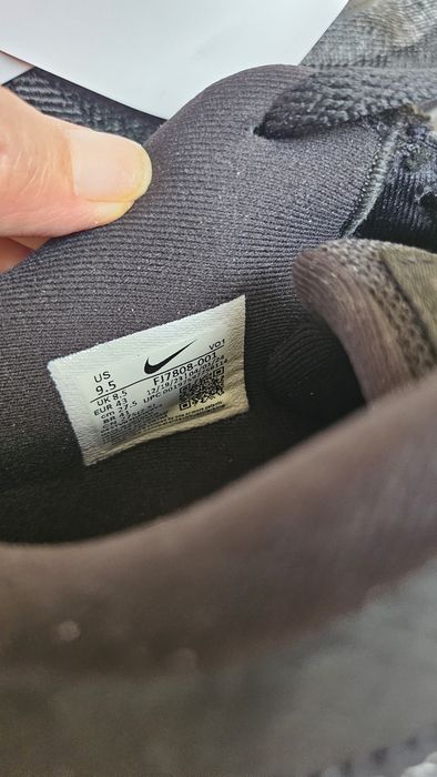 Кроссовки Nike 42р