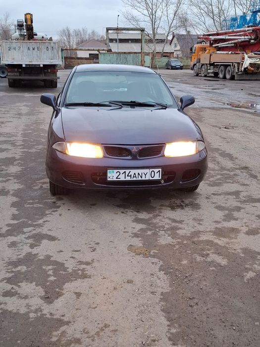 Продам митсубиши каризма