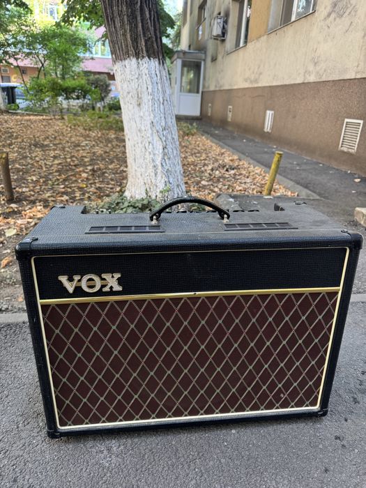 Amplificator Chitara Vox AC15C1
