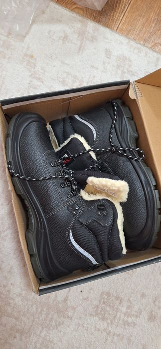 Ботинки зимние рабочие