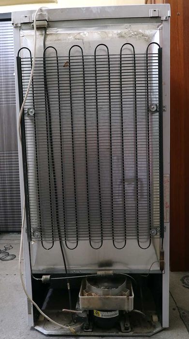 Продам холодильник АТЛАНТ в нерабочем состоянии