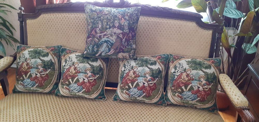 Продавам декоративни възглавници