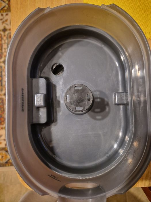 Vand aparat gatit cu aburi Philips.