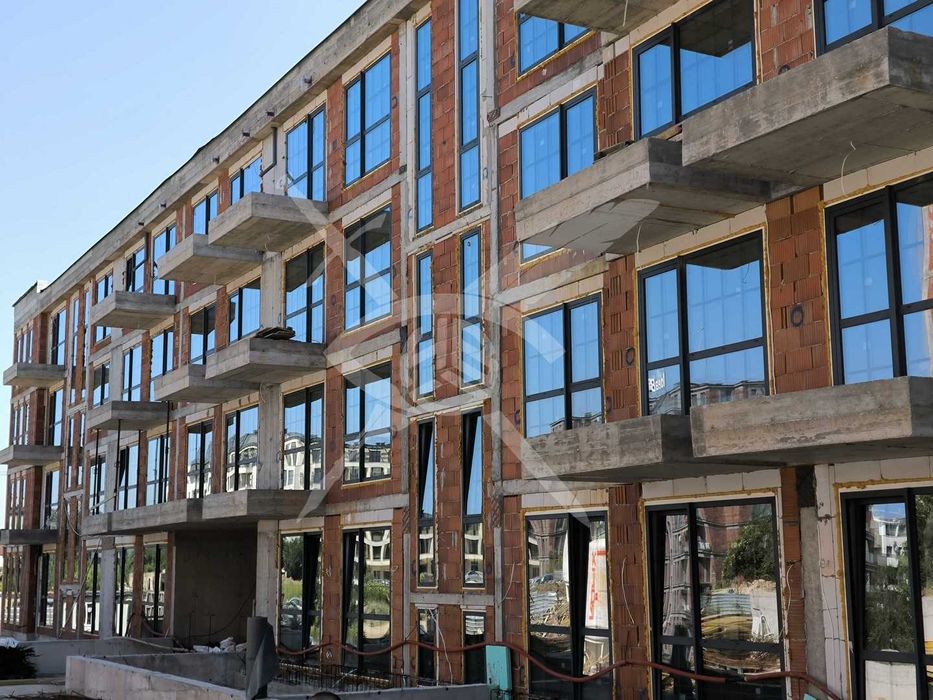 Продава се Тристаен апартамент в София, Малинова долина - 129 кв.м за 2256 €/кв.м - Снимка #2