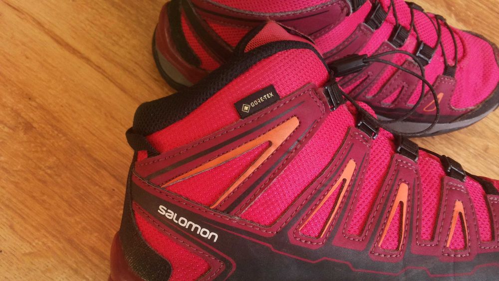 SALOMON X-Ultra Mid Gtx J GORE-TEX размер EUR 36 / UK 3,5 водонепромокаеми - 709