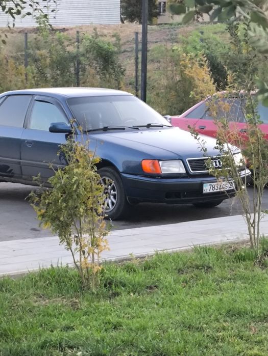 Ауди 100 с4 продам