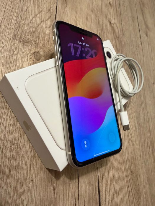 Telefon iPhone 11