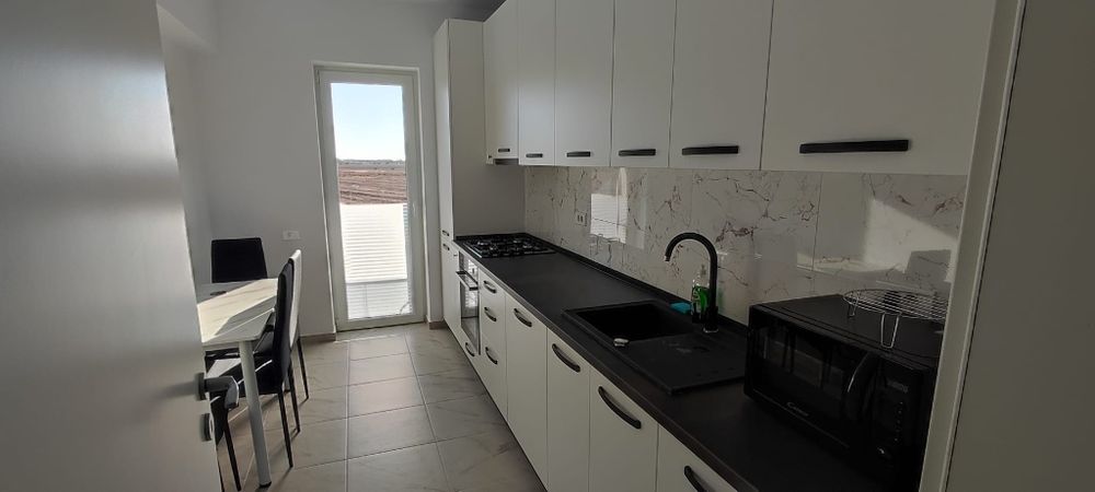 De închiriat apartament 2 camere