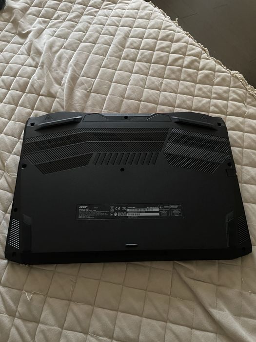 Acer nitro i5 10300/RTX 3050 4gb