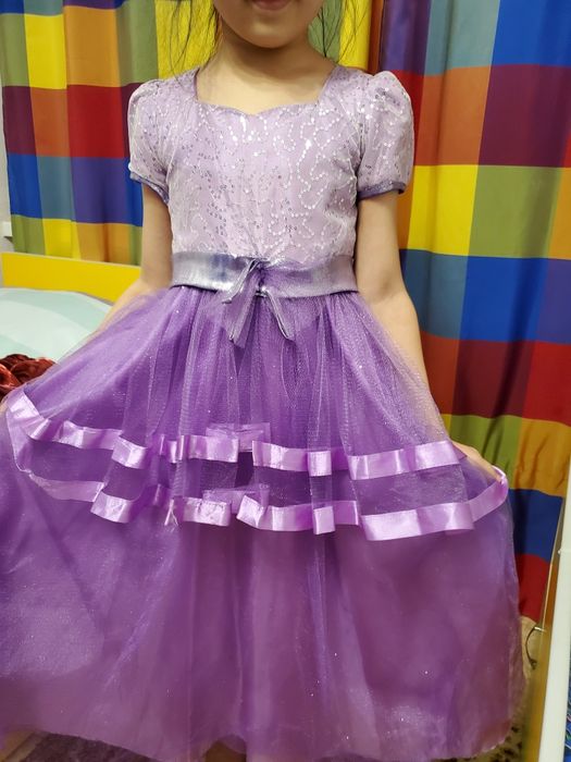 Платье на девочку 6-8 лет