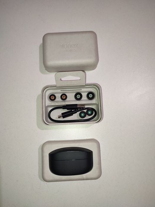 Продам wf-1000xm4