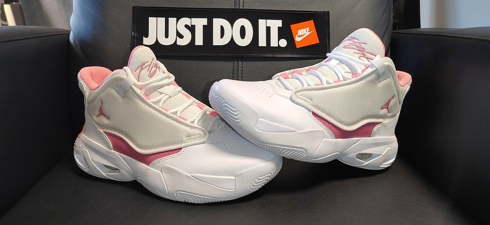 Nike Jordan Max Aura 4,номер 38,5