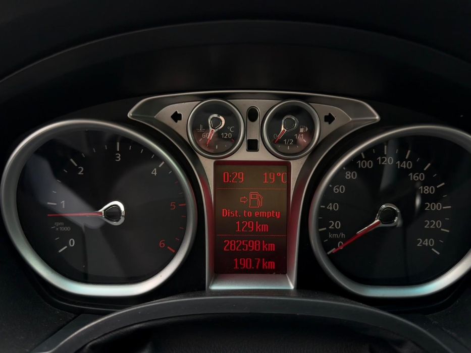 Ford Focus 1.6 TDCi – economic, întreținut, gata de drum