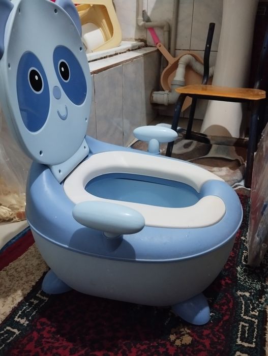 Продам детский горшок