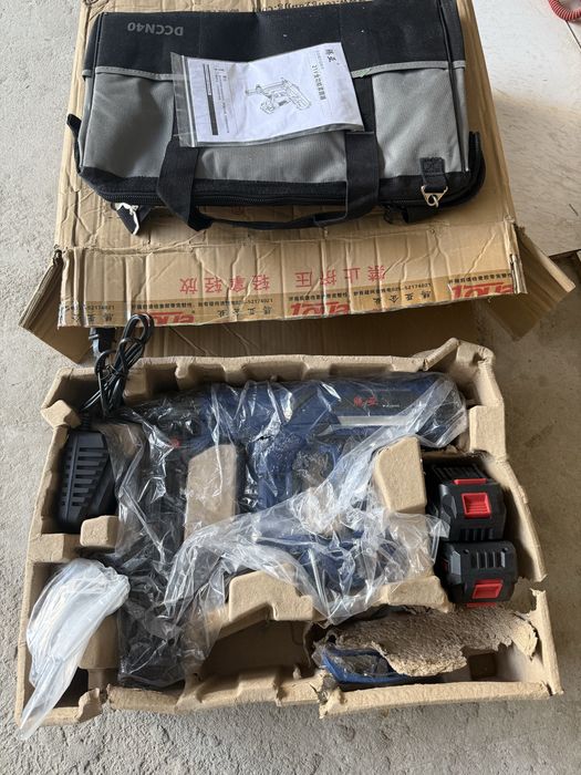 Аккумляторный монтажный пистолет toua DCCN40