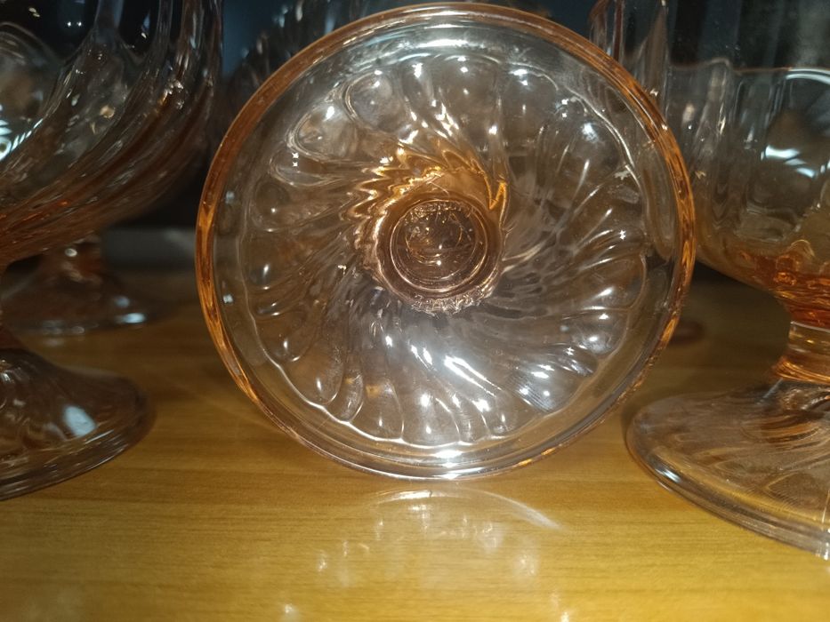 Pahare Luminarc. Cupe cristal inghetata. Cristal roz Luminarc