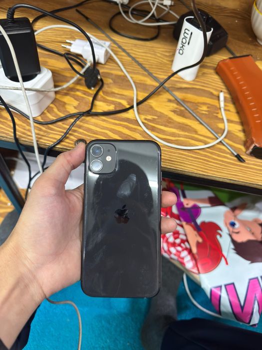 Iphone 11 64гб 75
