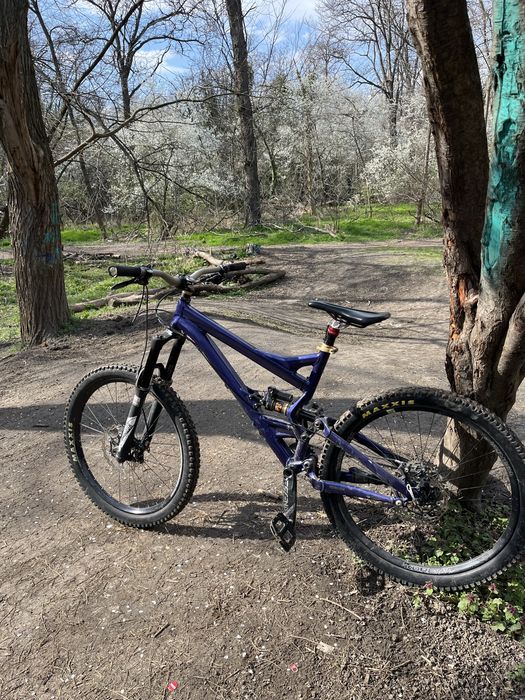 Продавам колело Specialized Enduro expert