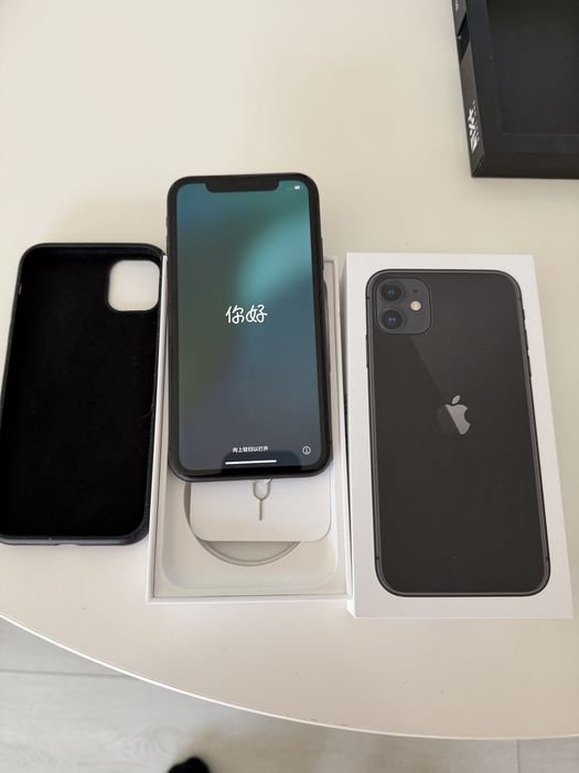 Iphone 11 black 64 GB