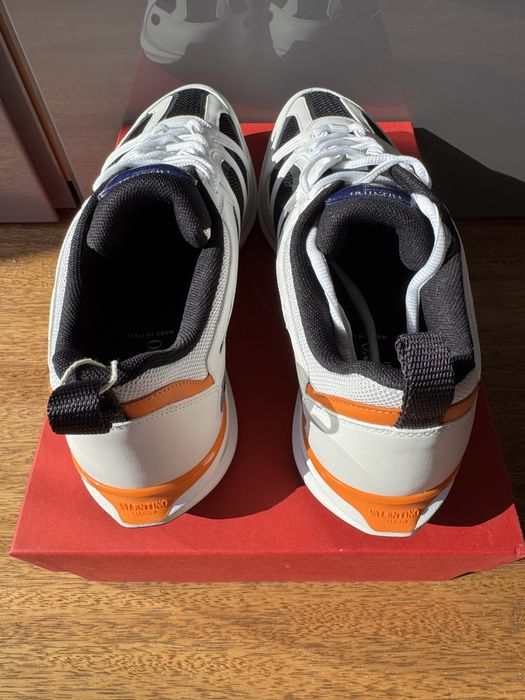 Нови Оригинални сникърси/маратонки VALENTINO GARAVANI 46IT 30,5см