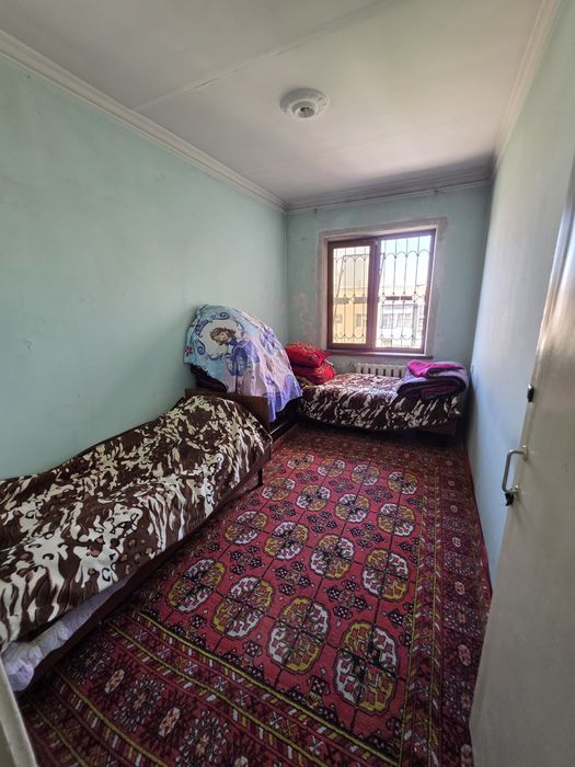 Продаётся 4/4/4 Юнусабад 18 квл, кирпич