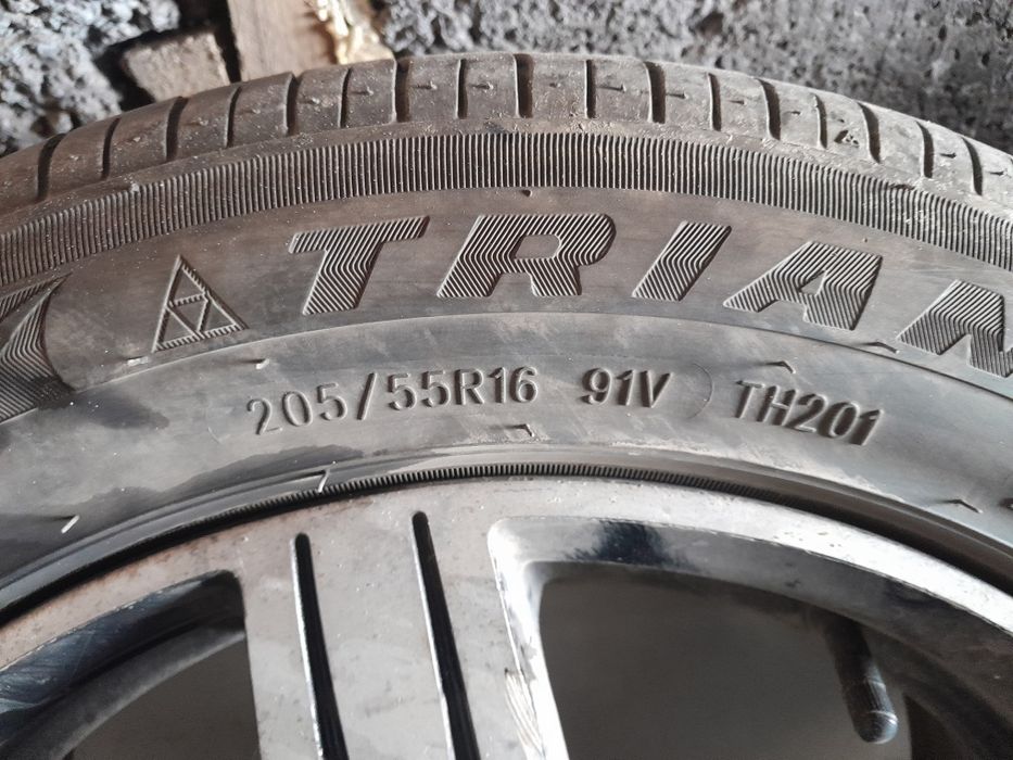 Продам летний комплект  резину