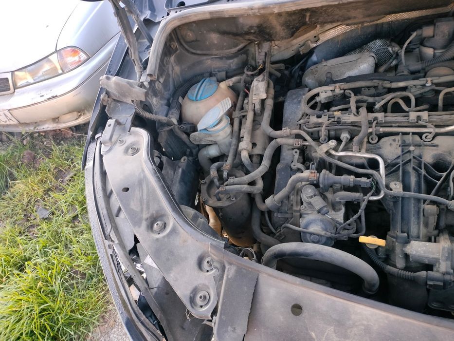 Dezmembrari VW CADDY 3 (2004-2015) 2.0 TDI 16V Motorina