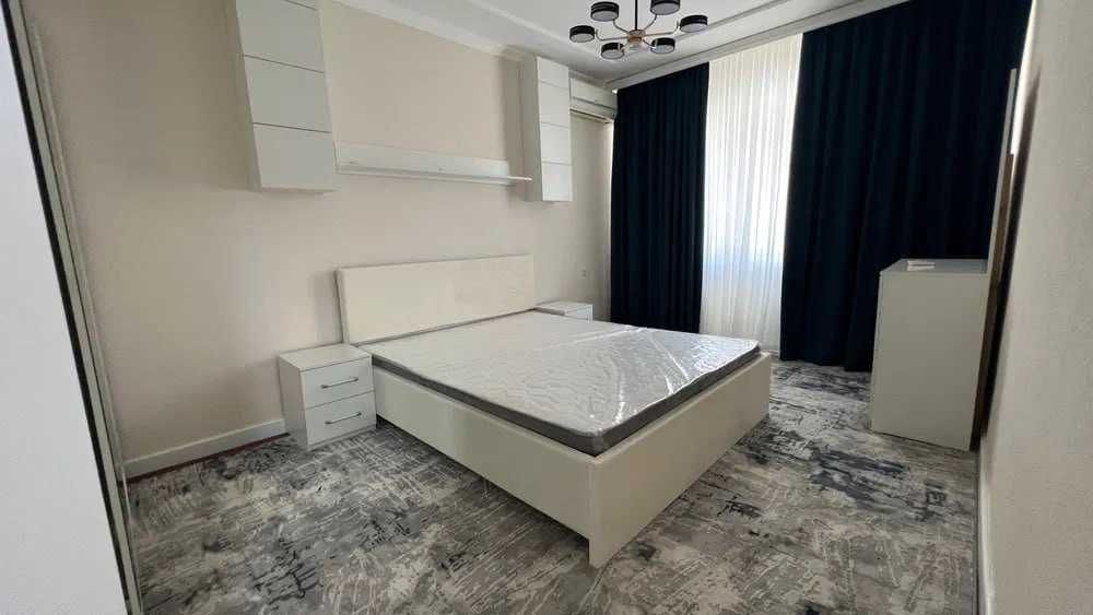 Срочно сдам 3- комнаты   5/14 Алмазарский   ЖК Сагбон Резденс