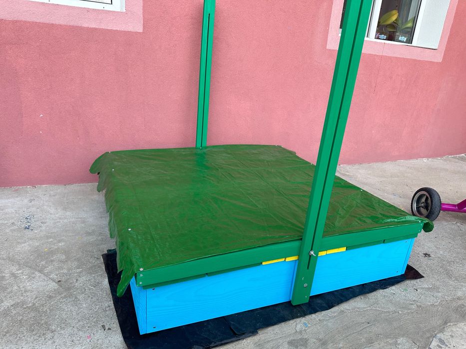 Детски пясъчник с пейки и капак(доп.сенник) -опция за гравиране