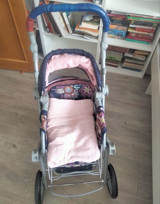 Коляска игрушечная