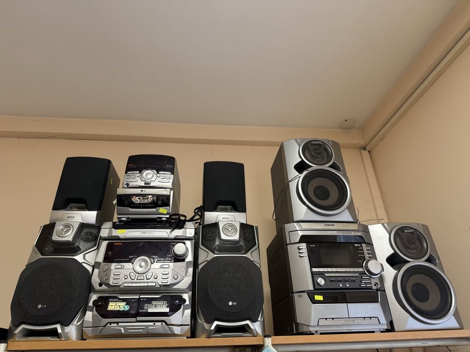 Колони Sony и LG