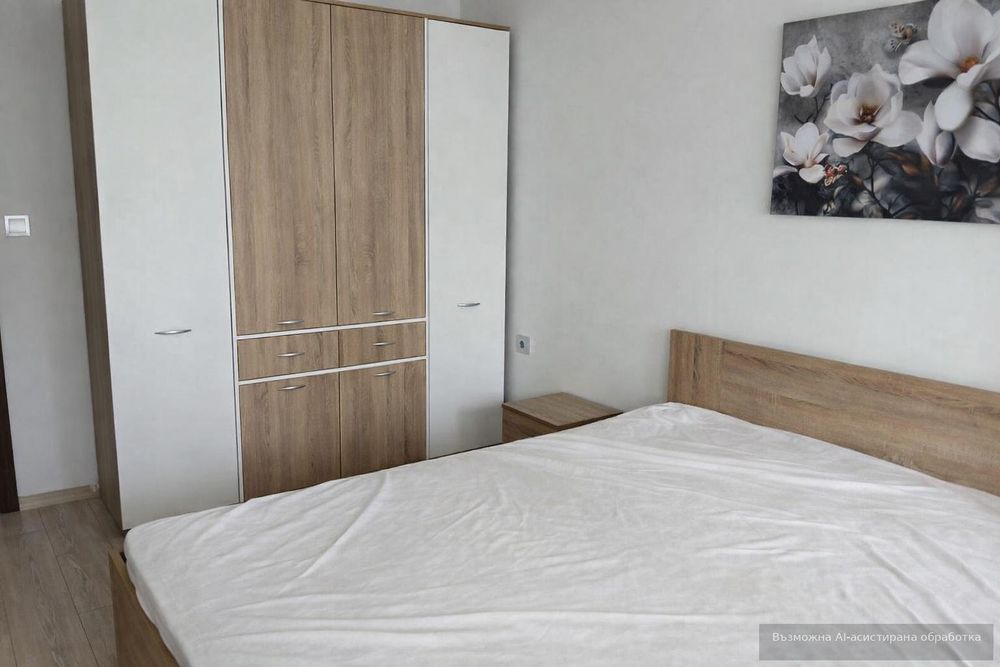 Дава се под наем Двустаен апартамент в Варна, Център - 65 кв.м за 448.8 € - Снимка #1