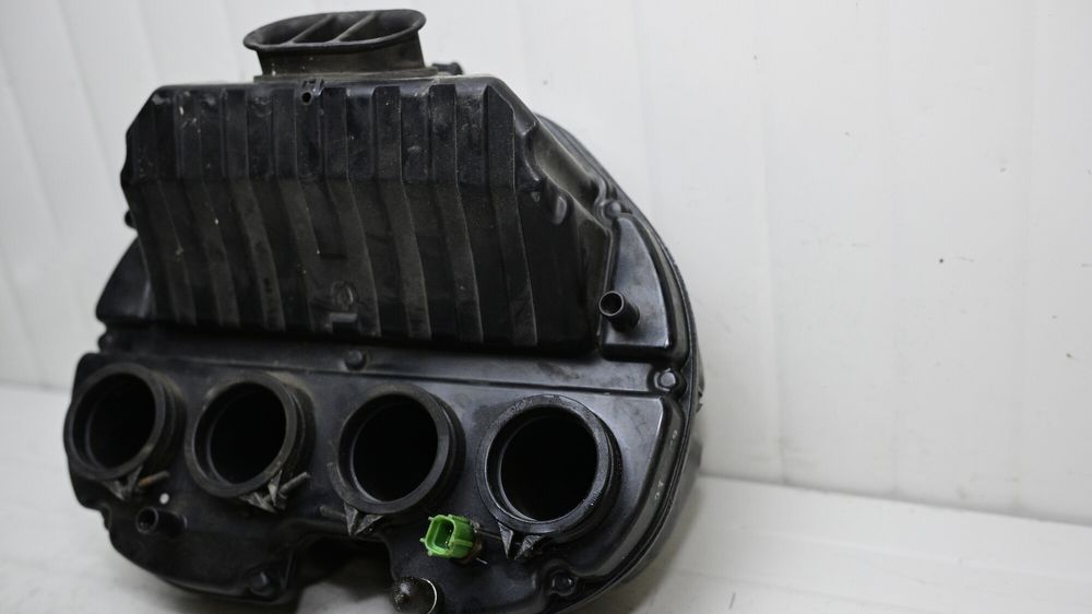 Airbox Carcasa Filtru Aer Suzuki GSR 600 2006 - 2010