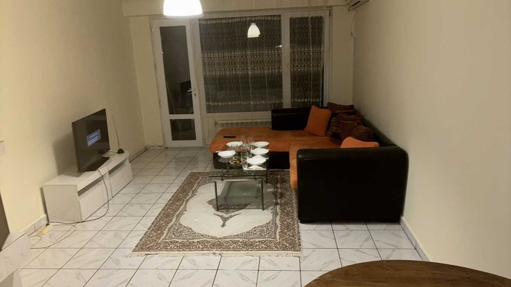 Дава се под наем Двустаен апартамент в Бургас, Братя Миладинови - 60 кв.м за 248.88 € - Снимка #2