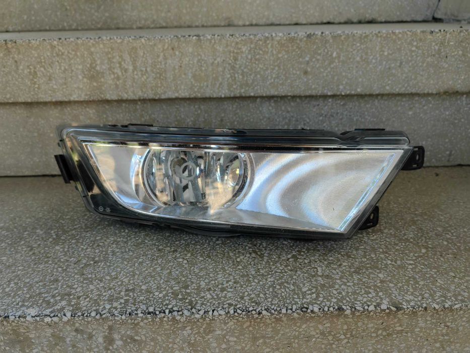 Халоген Skoda Octavia 3 2013-17г. Десен / Халоген Шкода Октавиа Оригин