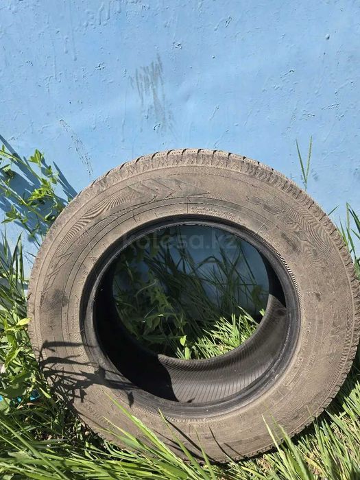 Продам зимние шины Nitto SN3