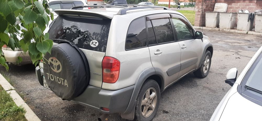 Продам Тойота раф 4