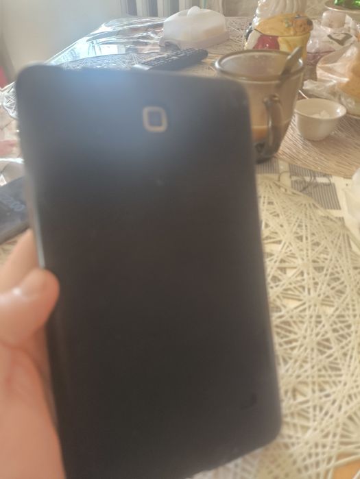 Планшет Galaxy tab 4