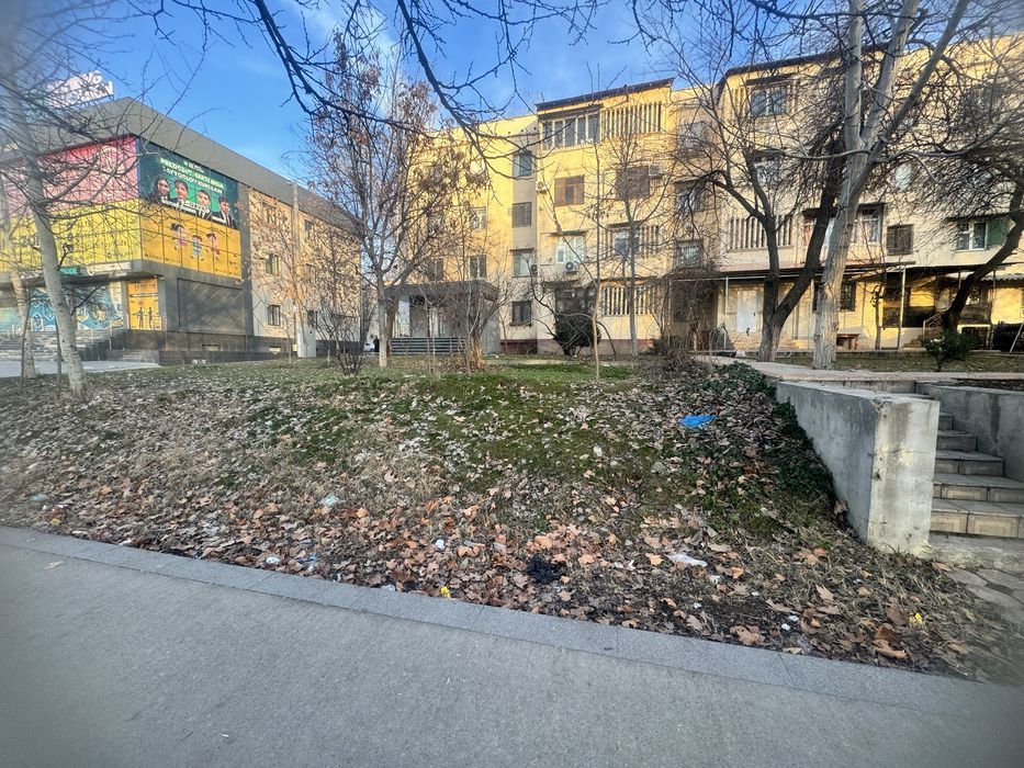 Юнусабад - 15 кв. 2/1/4 под ОФИС первая линия метро от Собственика