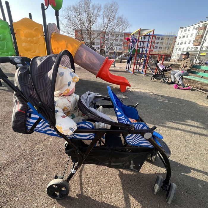 Продам коляску погодки прогулочные