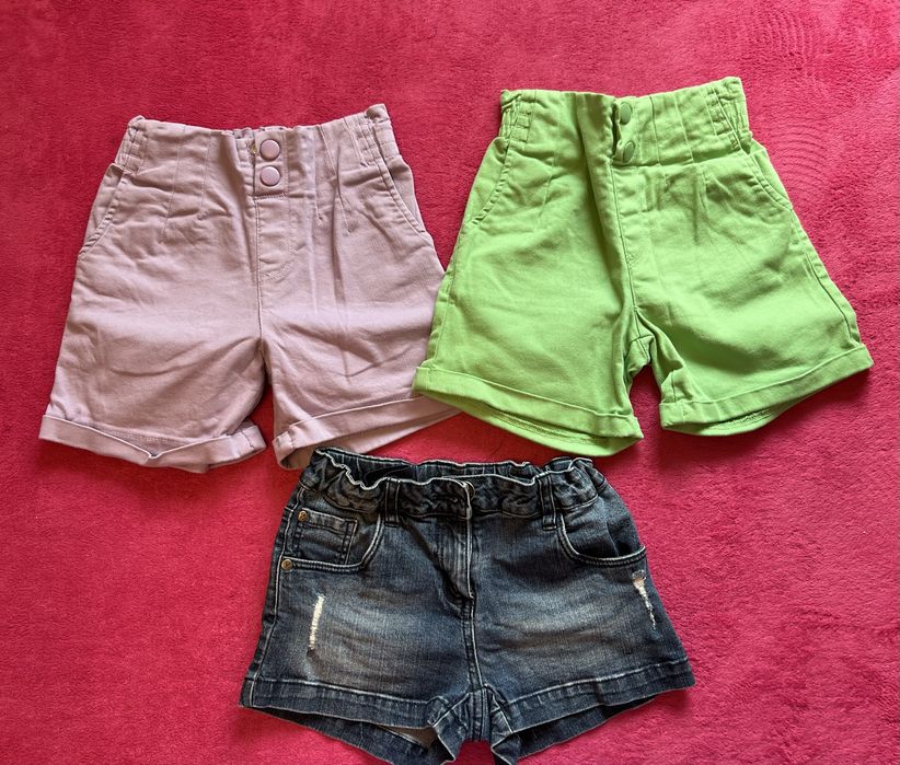 Pantaloni scurti, colanti 128/134