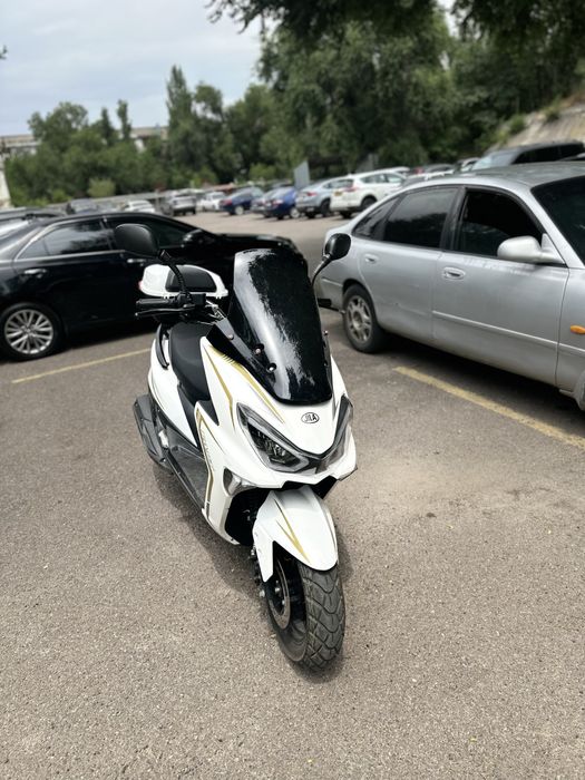 Максискутер Мопед 175